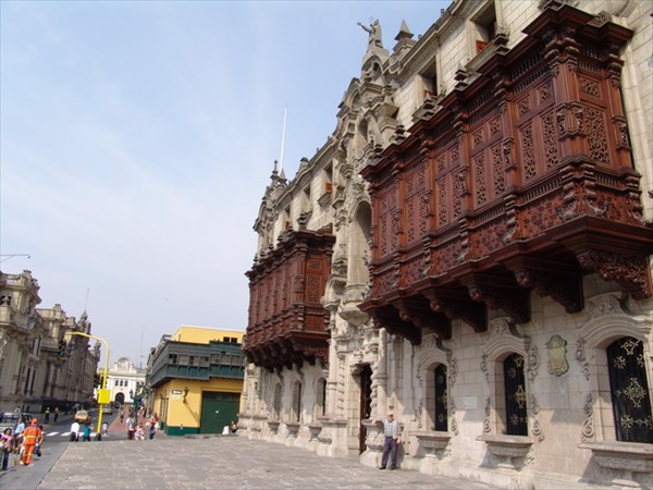Старинное здание Лимы